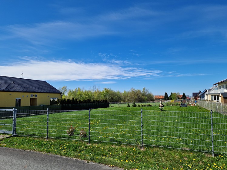 Prodej pozemku, 950 m² (2 z 5)