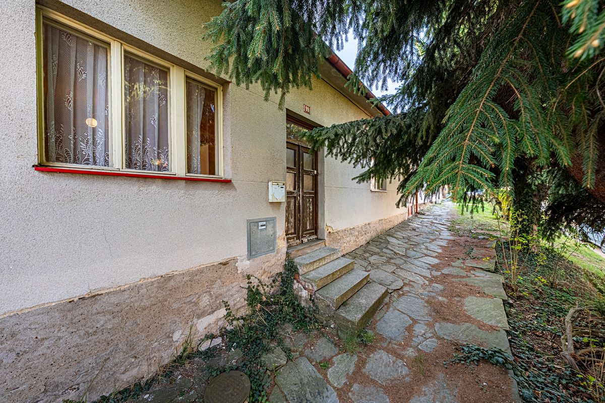 Prodej rodinného domu 125 m², pozemek 538 m² – fotografie 2