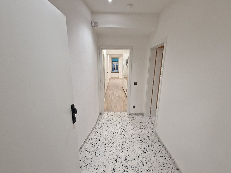 Квартира 2+kk в оренду, 67 м² (6 з 7)