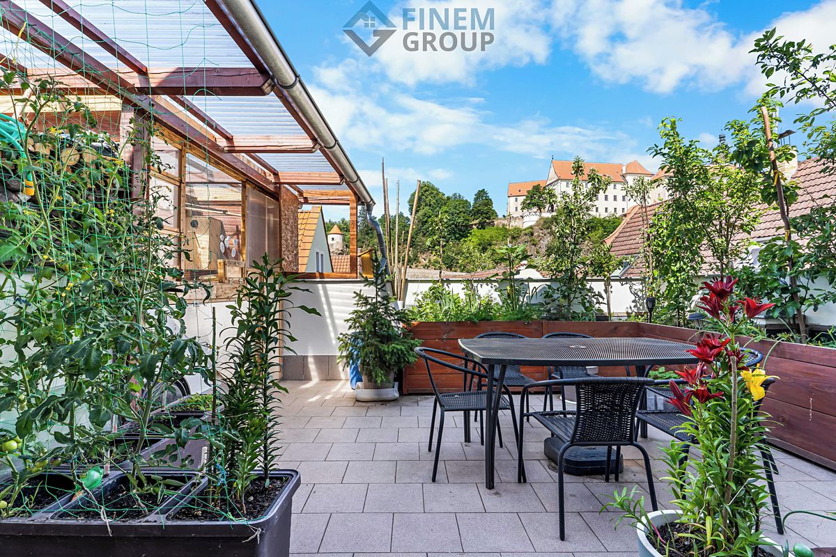 Prodej rodinného domu 147 m², pozemek 169 m² – fotografie 2