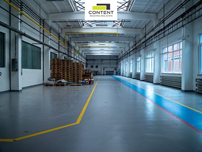 Pronájem skladového prostoru 1390 m²