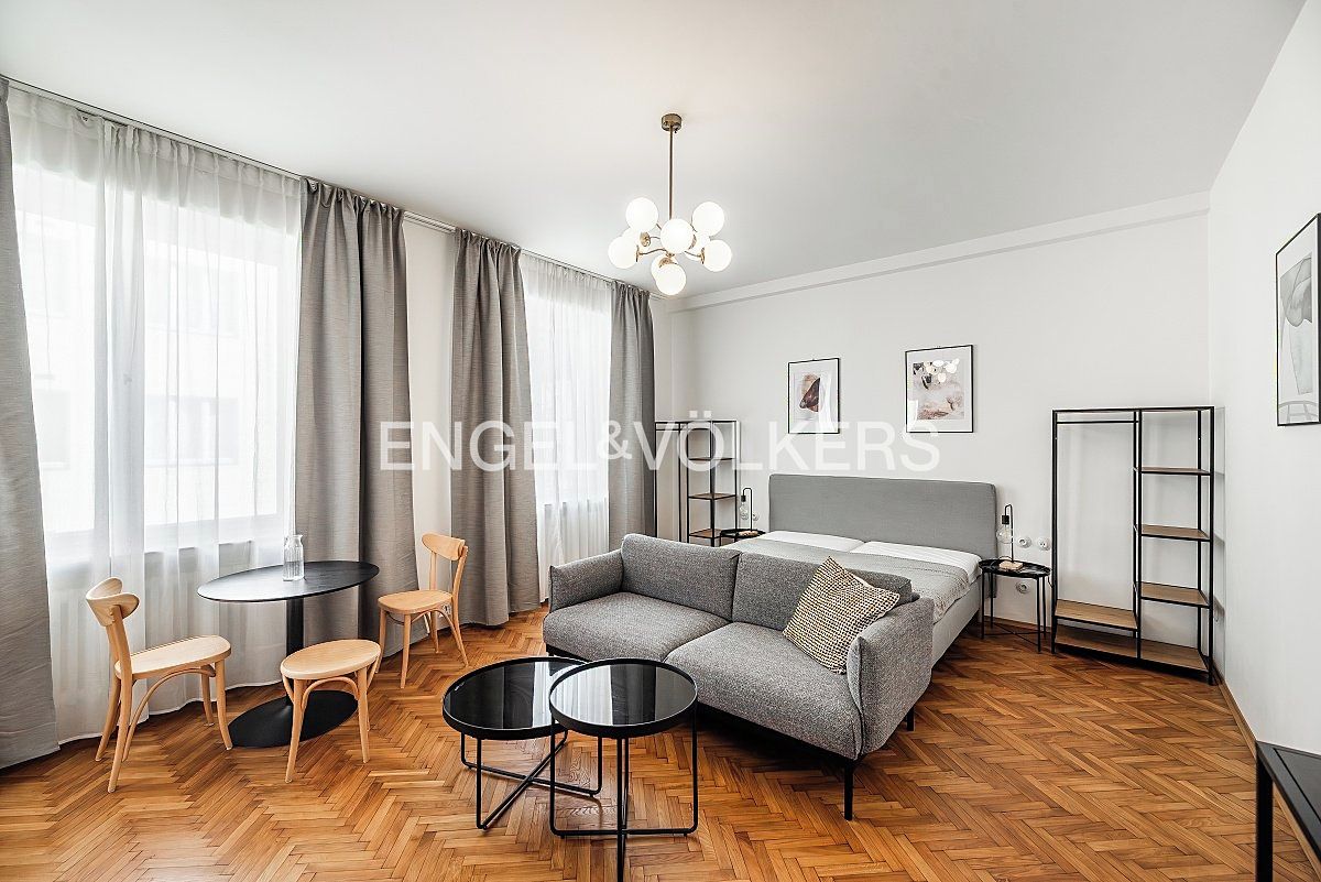 Pronájem bytu 1+1 39 m²