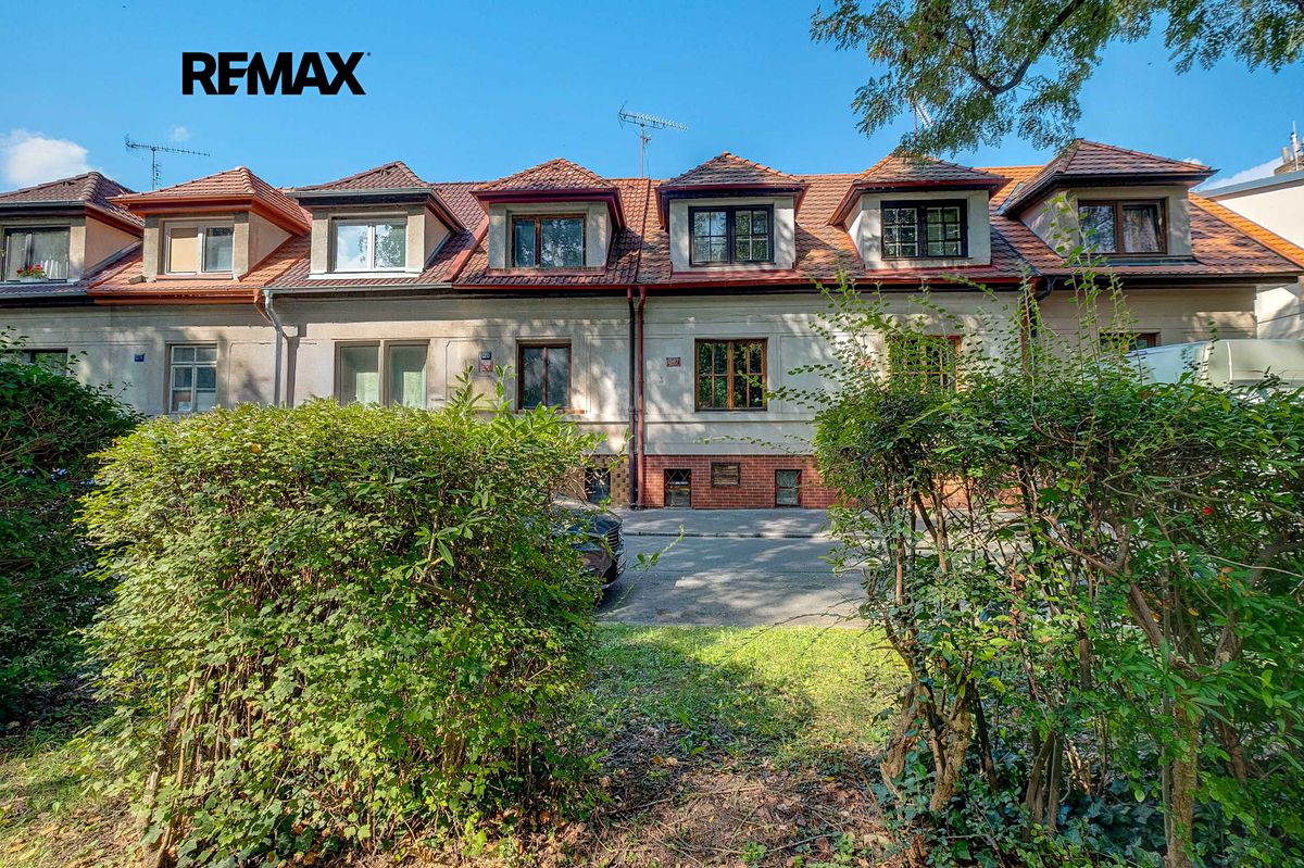 Prodej rodinného domu 100 m², pozemek 74 m²