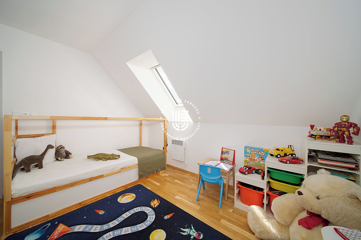 Prodej rodinného domu 120 m², pozemek 650 m² – fotografie 5
