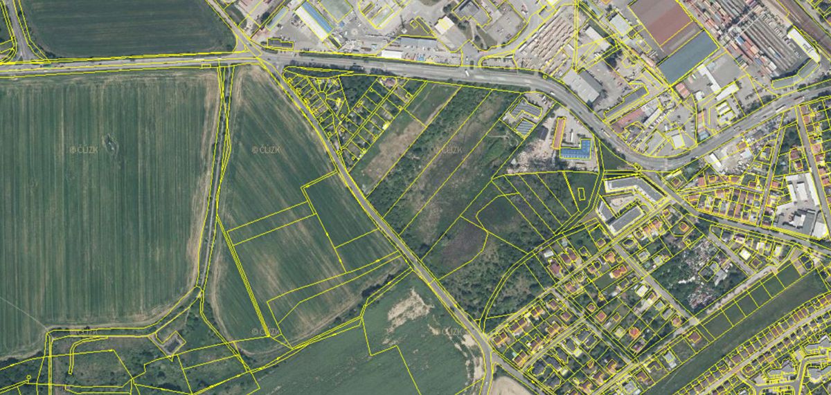 Prodej komerčního pozemku 9000 m², Praha – fotka 1 z 3