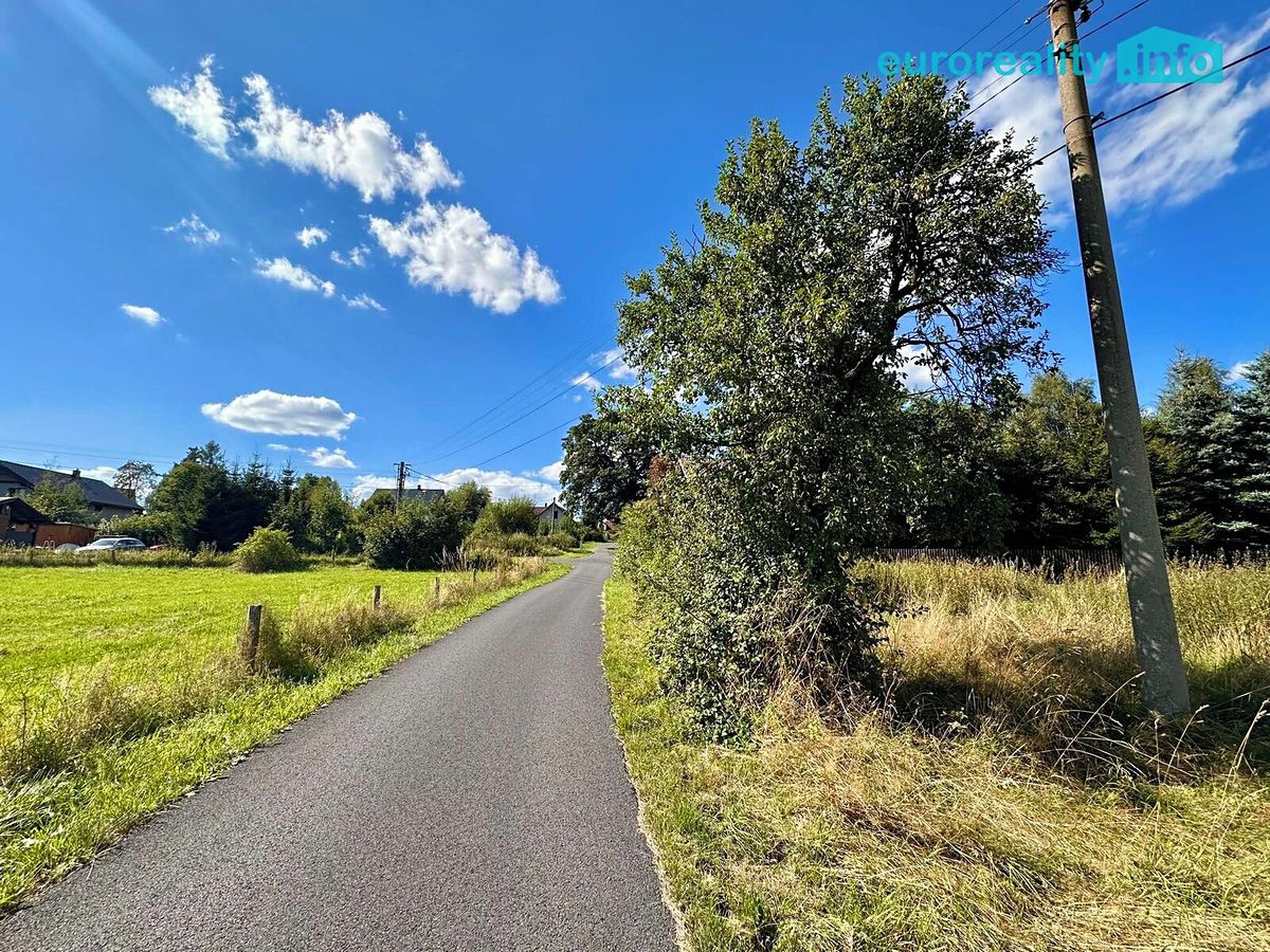 Prodej stavebního pozemku 1500 m² – fotografie 3
