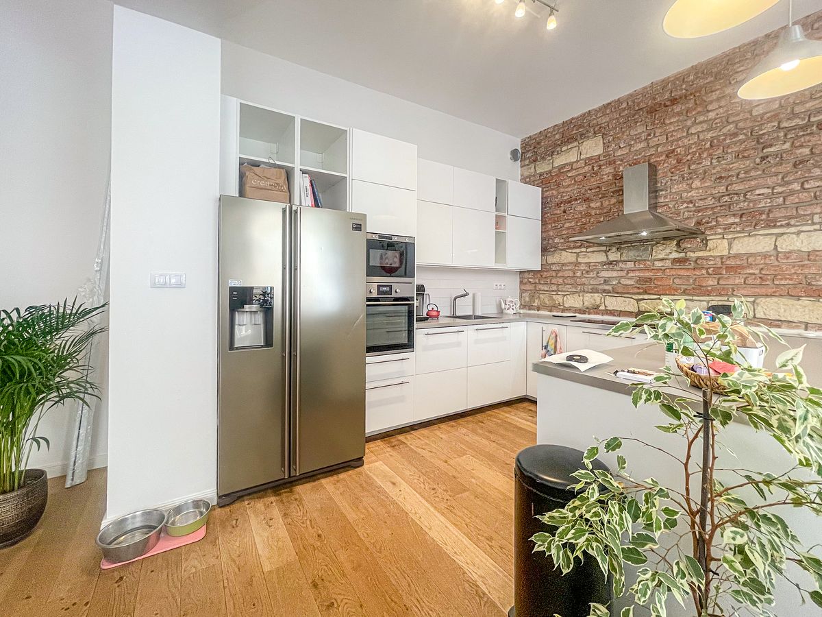 Pronájem bytu 3+kk 90 m²