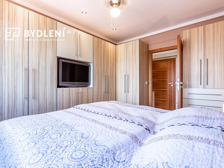 Prodej domu, 317 m² (13 z 48)