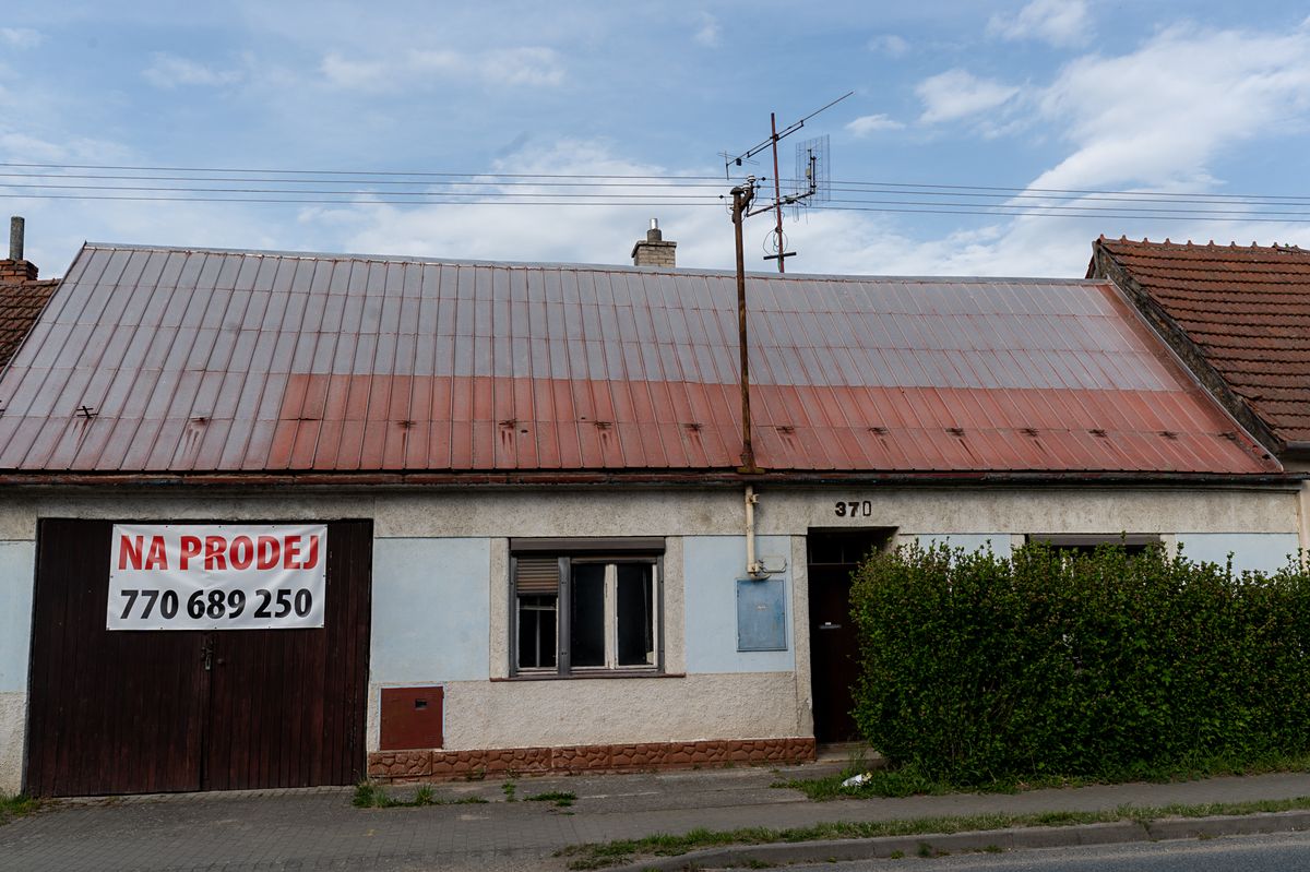 Prodej rodinného domu 144 m², pozemek 832 m² – fotografie 3