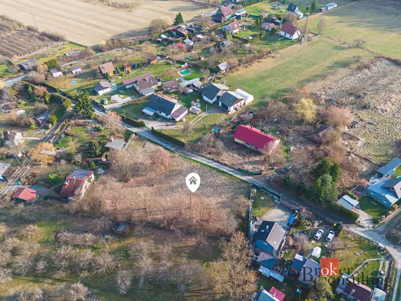 Prodej stavebního pozemku 800 m², Rokycany – náhled fotky 3