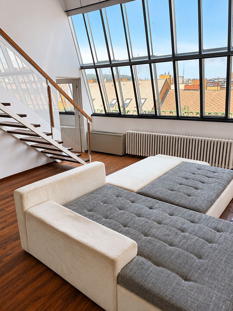 Pronájem bytu atypický 197 m²
