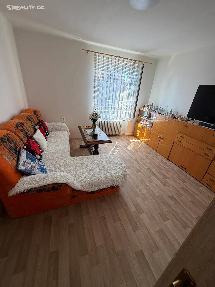 Pronájem bytu 2+1 51 m², Most