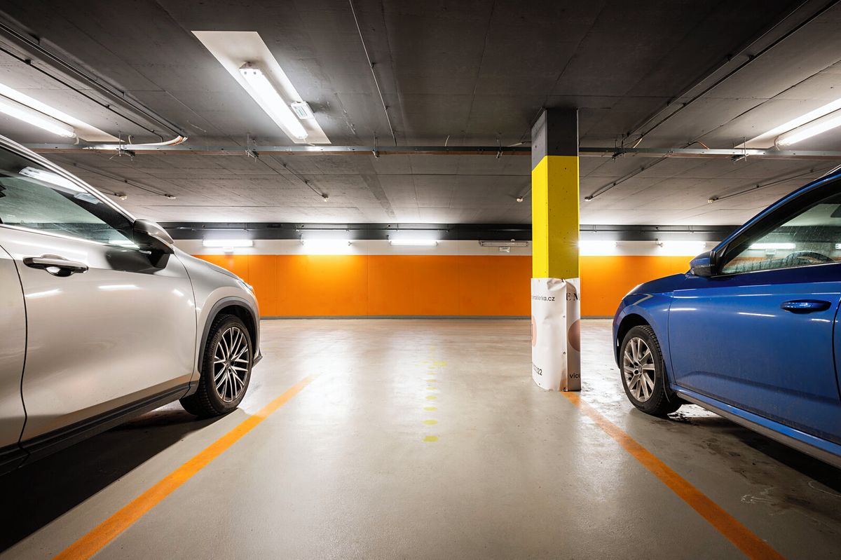 Prodej garážového stání 13 m² – fotografie 4