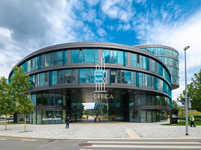 Pronájem kanceláře 347 m²