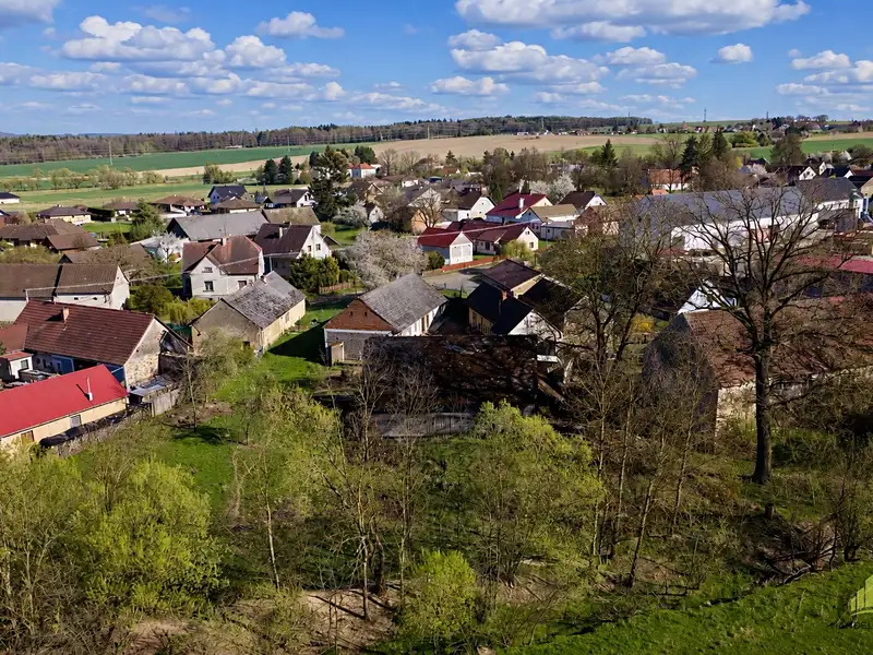 Prodej stavebního pozemku 4033 m², Veselá – náhled fotky 3