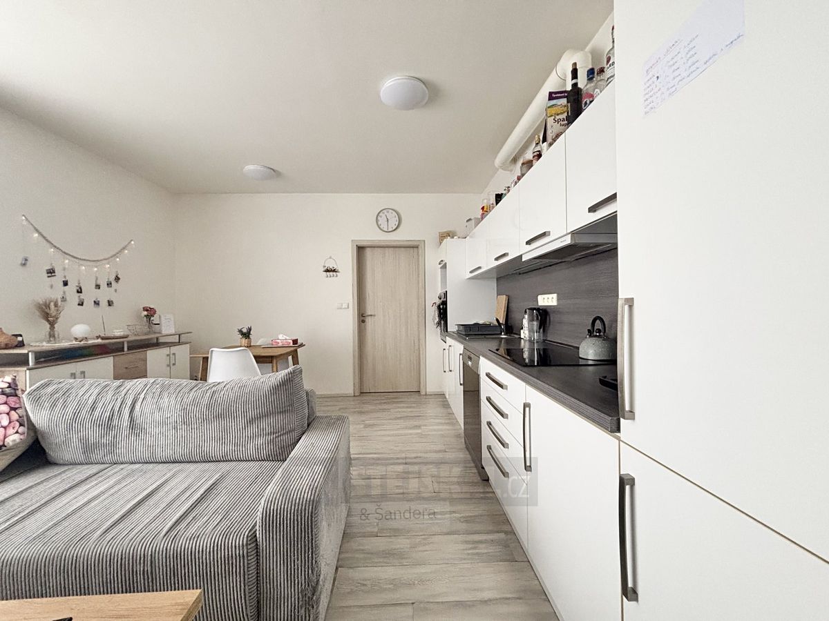 Pronájem bytu 3+kk 76 m²