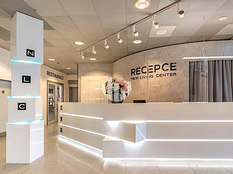 Комерційне приміщення в оренду, 242 м² (2 з 10)