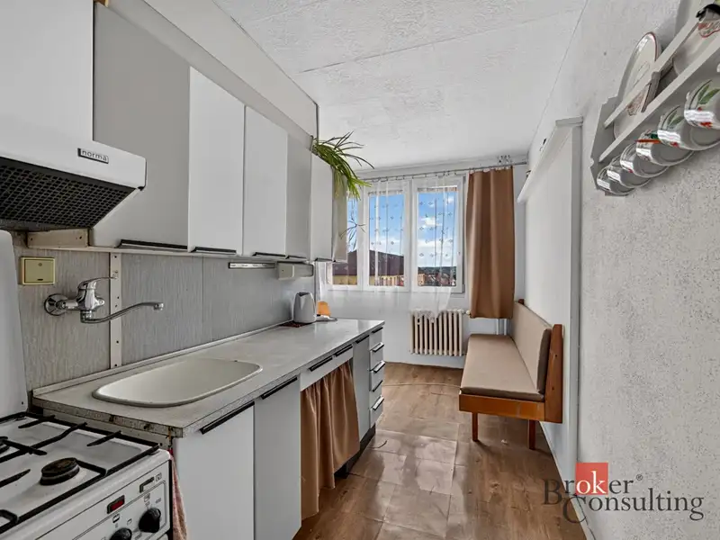 Prodej bytu 3+1 70 m², Přeštice – náhled fotky 1