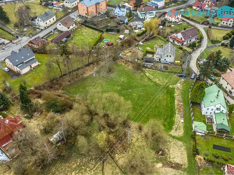 Prodej stavebního pozemku 3002 m², Nový Oldřichov – náhled fotky 1
