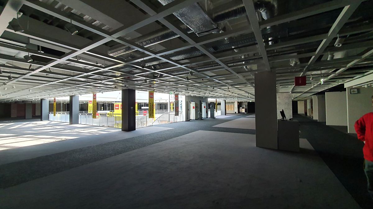 Pronájem skladového prostoru 850 m²