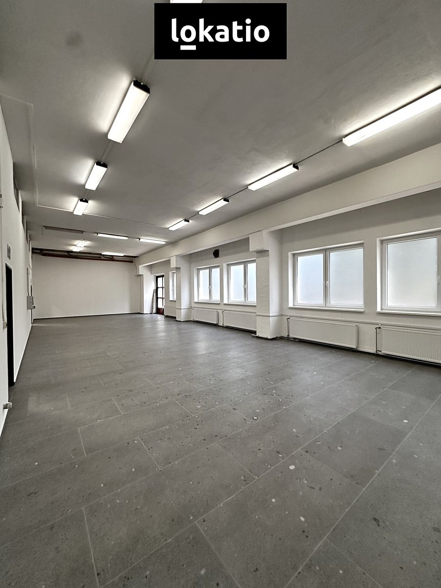 Pronájem skladového prostoru 618 m² – fotografie 2