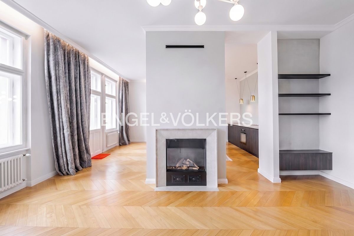 Pronájem bytu 4+1 142 m²