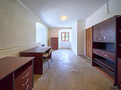 Prodej obchodního prostoru 755 m²