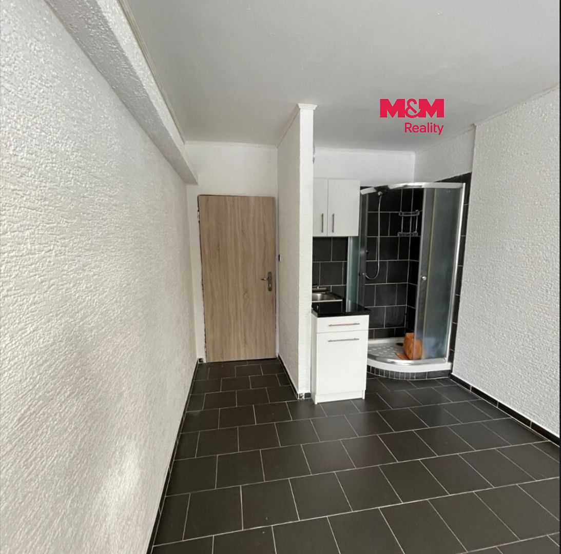Pronájem bytu 1+kk 17 m²