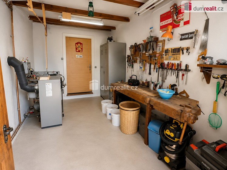 Prodej domu, 222 m² (21 z 30)