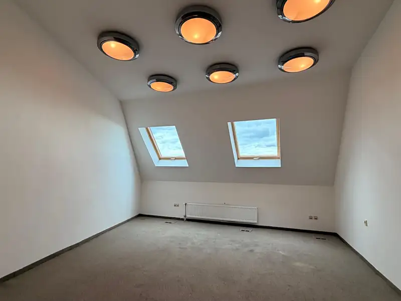 Pronájem kanceláře 90 m², Ostrava – náhled fotky 2