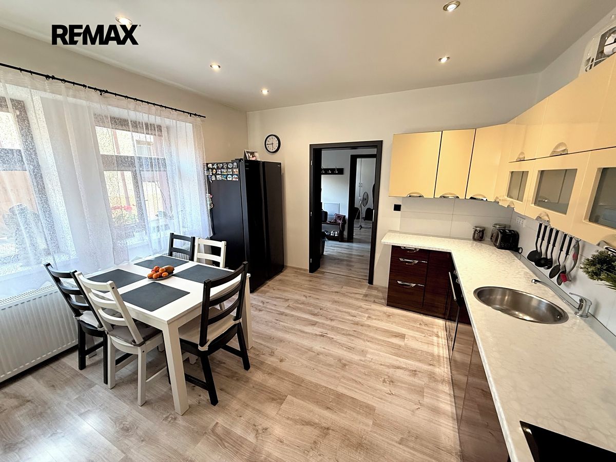 Prodej rodinného domu 89 m², pozemek 129 m² – fotografie 3