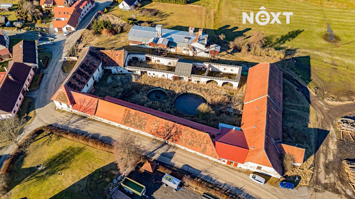 Prodej zemědělské usedlosti 1400 m², pozemek 9526 m² – fotografie 4