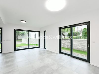 Pronájem rodinného domu 201 m², pozemek 302 m²