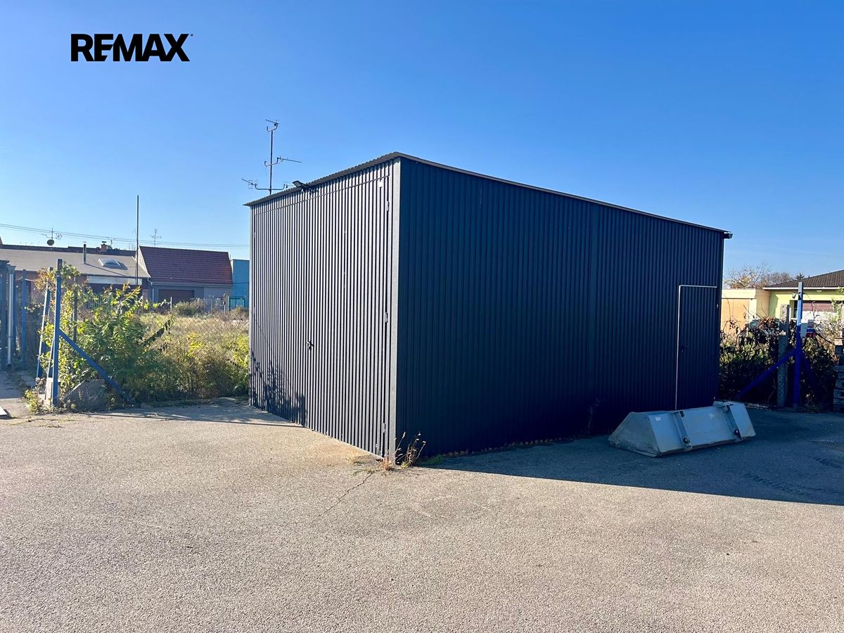 Pronájem skladového prostoru 27 m²