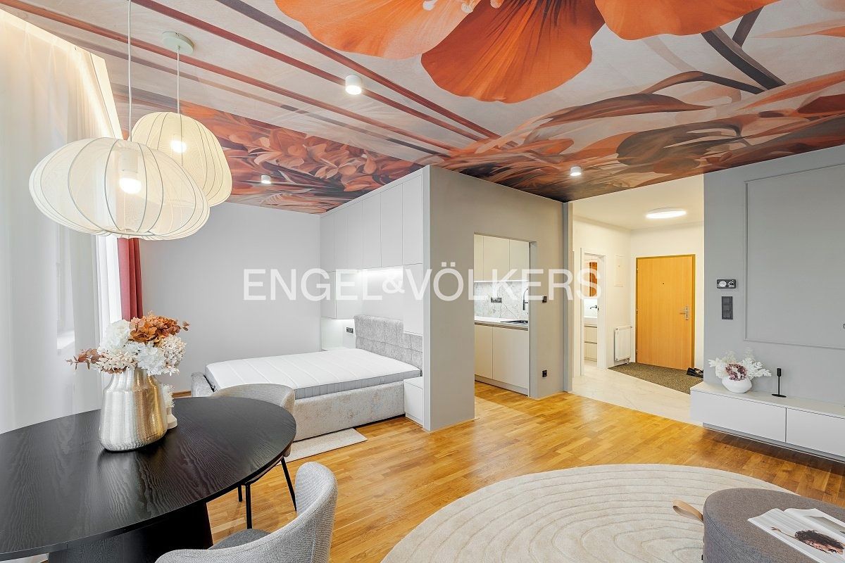 Pronájem bytu 1+kk 52 m² – fotografie 5