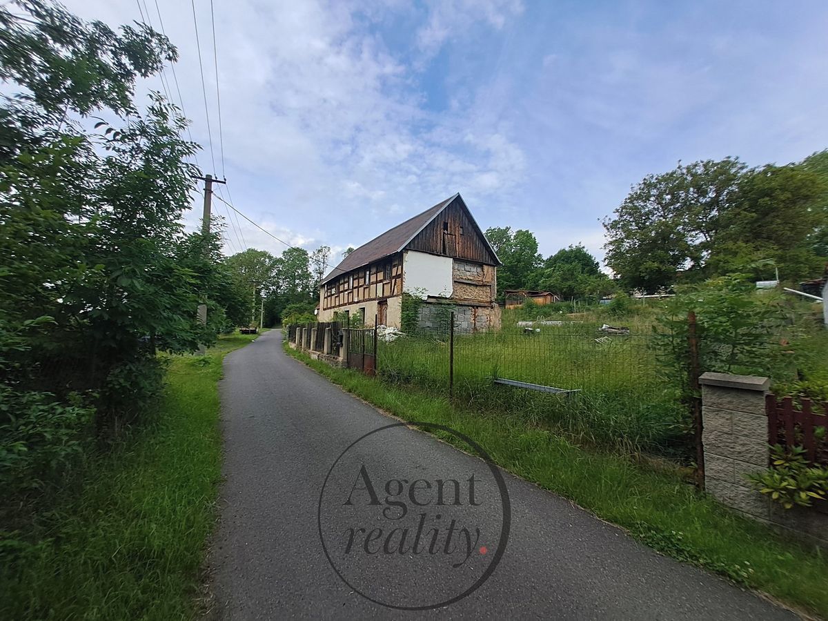 Prodej rodinného domu 117 m², pozemek 1035 m² – fotografie 5
