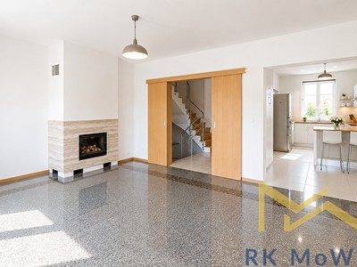 Pronájem  vily 300 m², pozemek 1 000 m²
