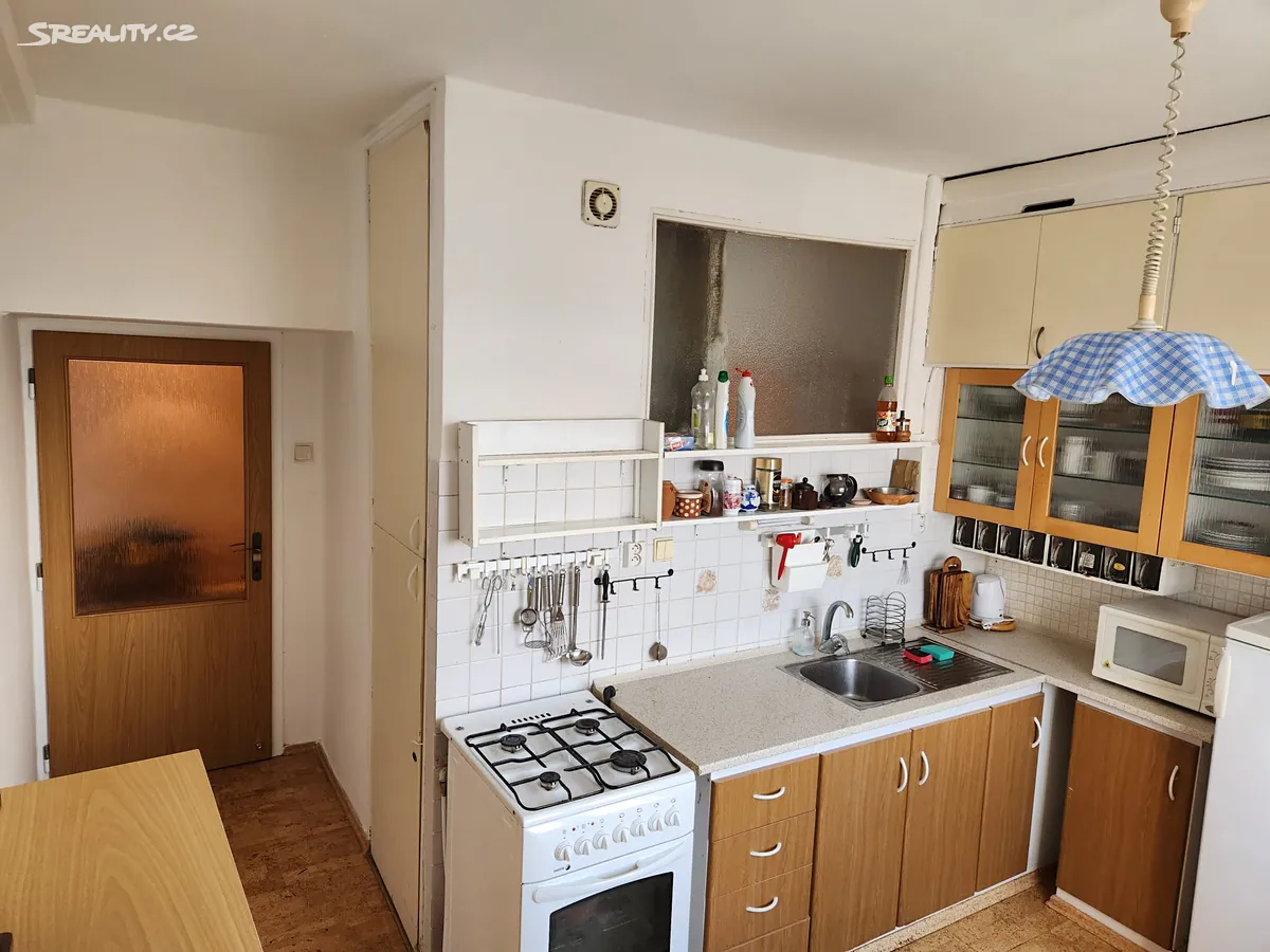 Pronájem bytu 2+1 65 m², Praha