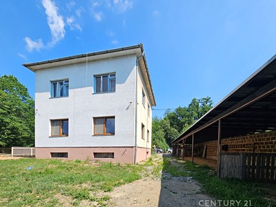 Prodej  vícegeneračního domu 144 m², pozemek 2 222 m²