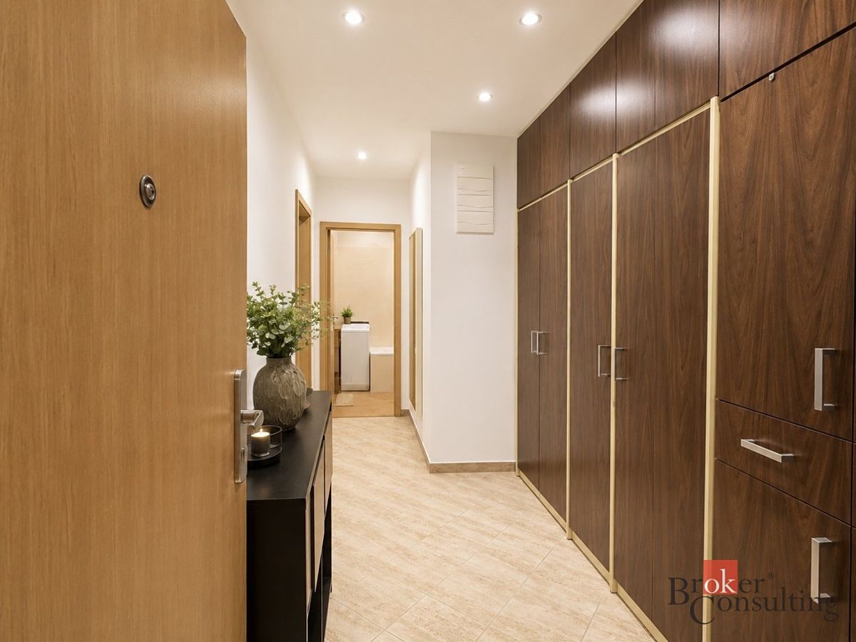 Prodej bytu 1+kk 59 m² – fotografie 2