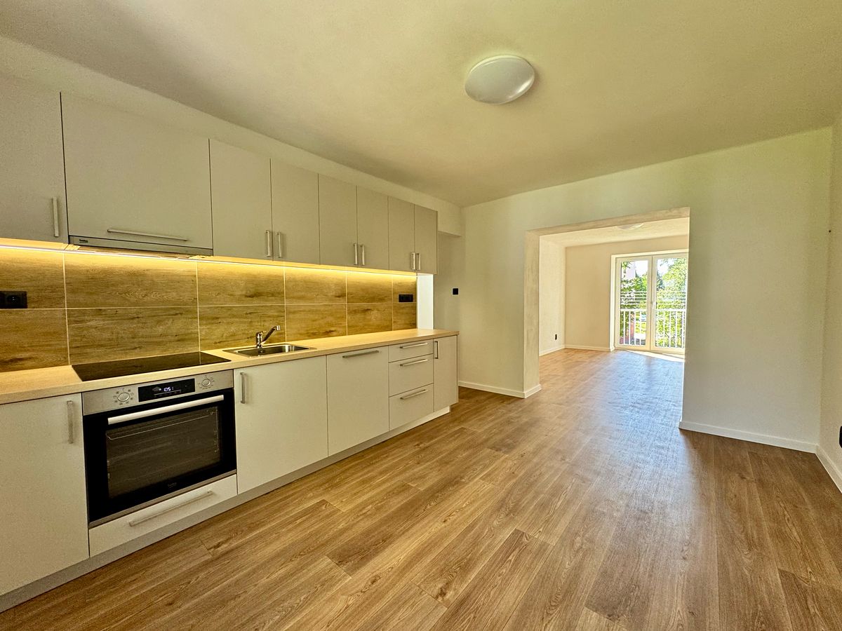 Pronájem bytu 2+1 52 m²