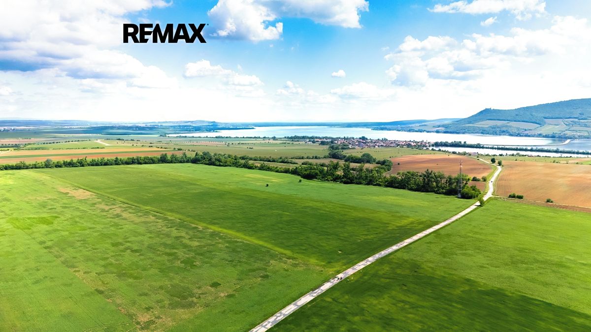 Prodej komerčního pozemku 72617 m² – fotografie 2