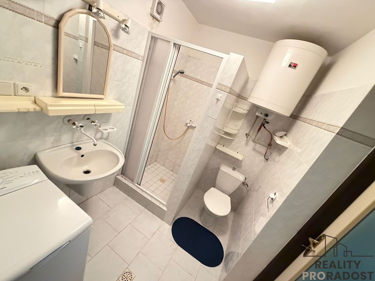 Prodej rodinného domu 132 m², pozemek 447 m² – fotografie 5