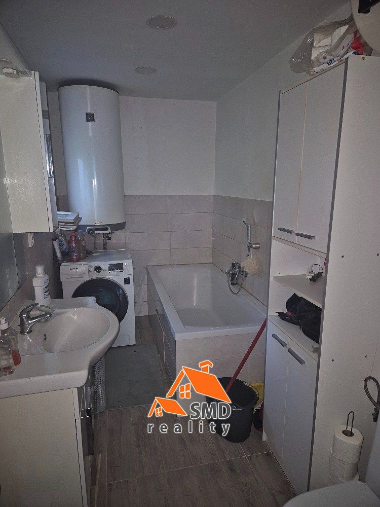 Prodej rodinného domu 470 m², pozemek 6233 m² – fotografie 5