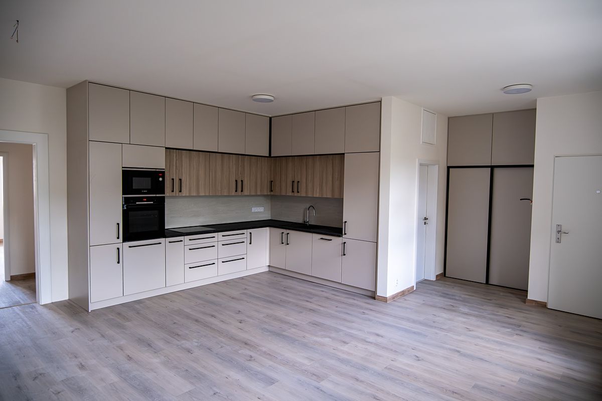 Pronájem bytu 3+kk 90 m²