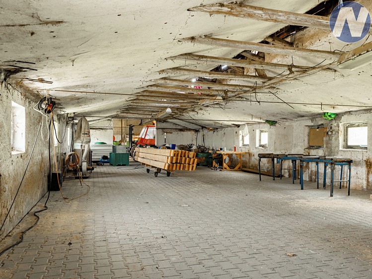 Комерційне приміщення на продаж, 626 м² (25 з 28)