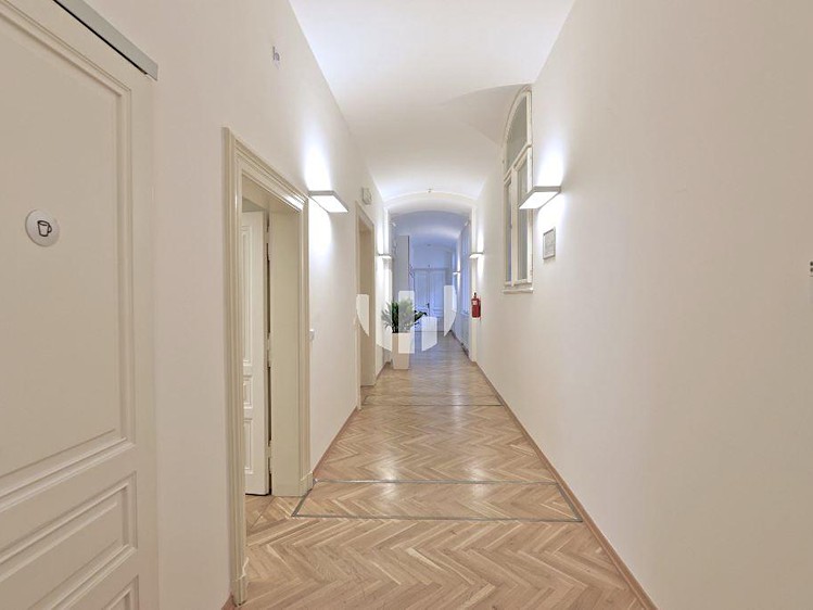 Комерційне приміщення в оренду, 466 м² (6 з 10)