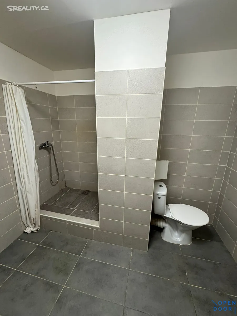 Pronájem bytu 1+1 35 m² – pohled 2