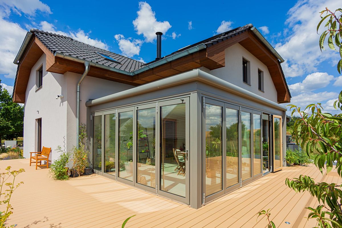 Prodej rodinného domu 336 m², pozemek 1240 m² – fotografie 2