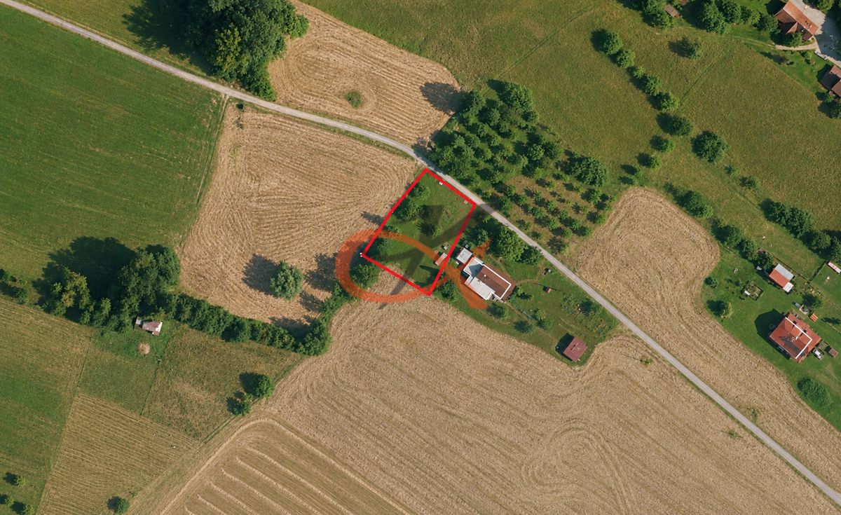 Prodej stavebního pozemku 700 m² – fotografie 3
